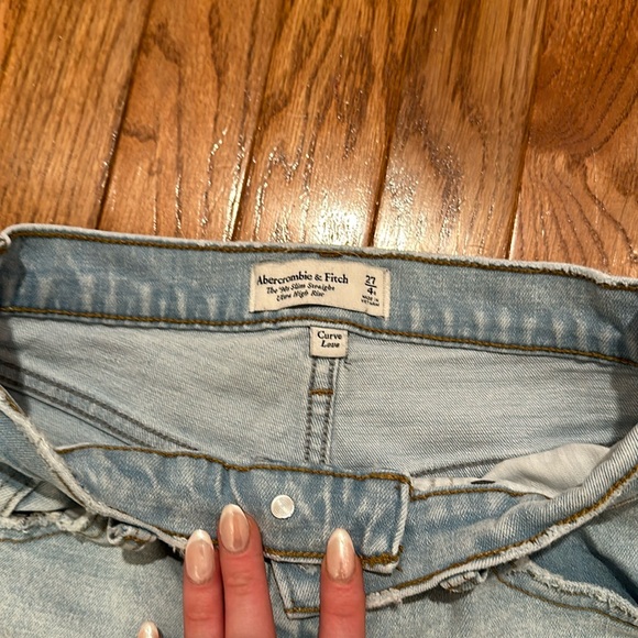Abercrombie and Fitch, 90 slim straight jeans, curve love. - Picture 2 of 3